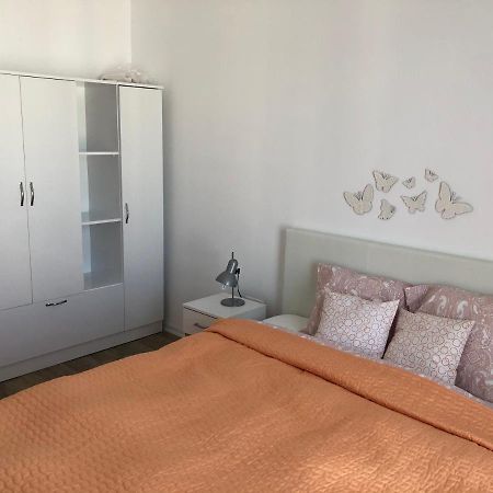 Ferienwohnung Dora High Life - North Stefanestii de Jos Exterior foto